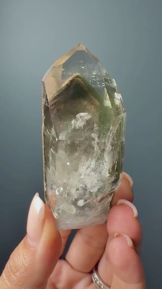 Rare ! Phantom Quartz / Ghost Quartz